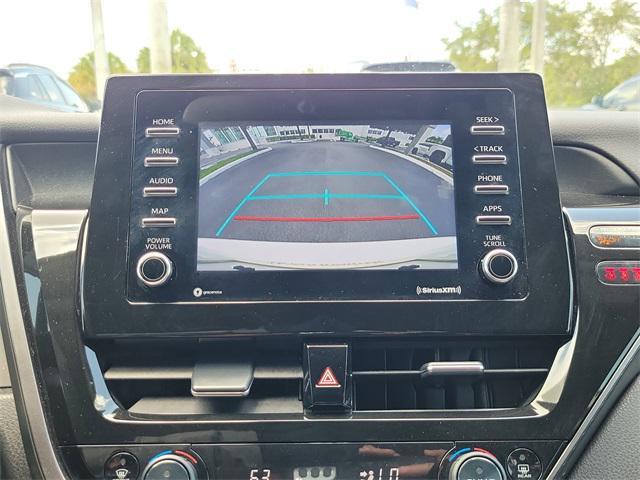 Photo of 2023 Ice Cap Toyota Camry