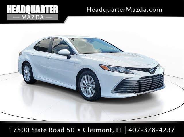 Photo of 2023 Ice Cap Toyota Camry