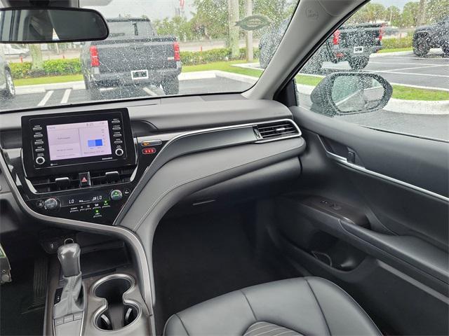 Photo of 2023 Predawn Gray Mica Toyota Camry