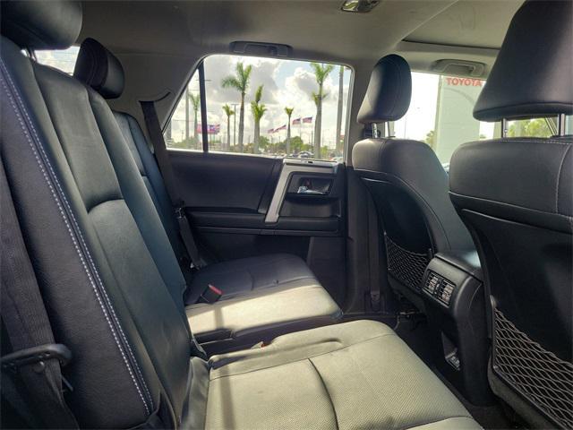 Photo of 2021 Blizzard Pearl Toyota 4Runner