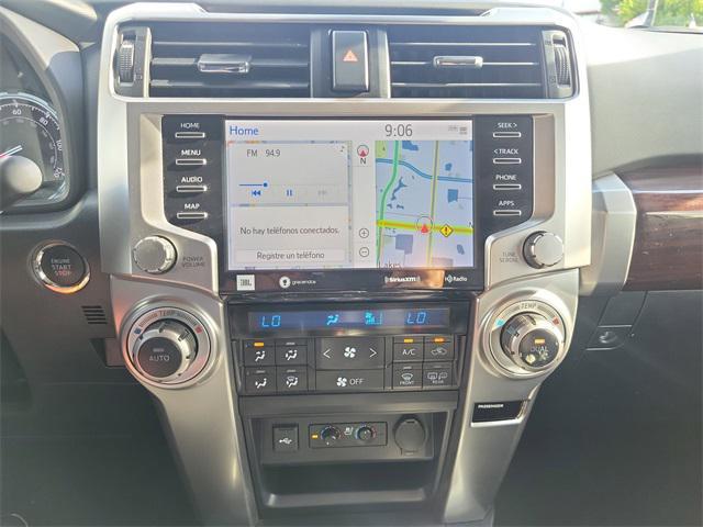 Photo of 2021 Blizzard Pearl Toyota 4Runner