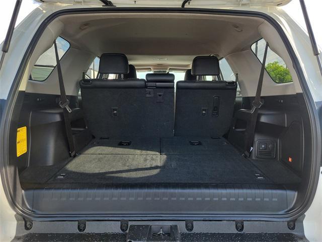 Photo of 2021 Blizzard Pearl Toyota 4Runner