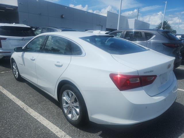 Photo of 2024 Summit White Chevrolet Malibu