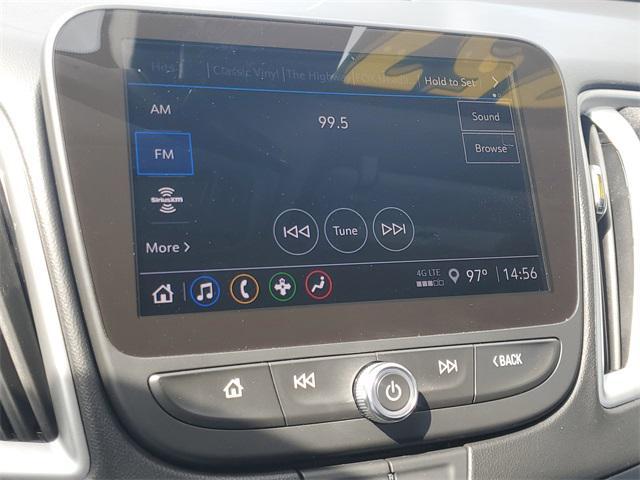 Photo of 2024 Summit White Chevrolet Malibu