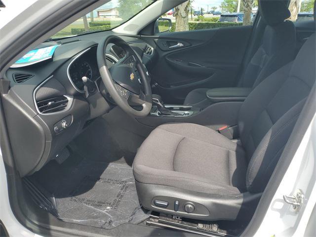 Photo of 2024 Summit White Chevrolet Malibu