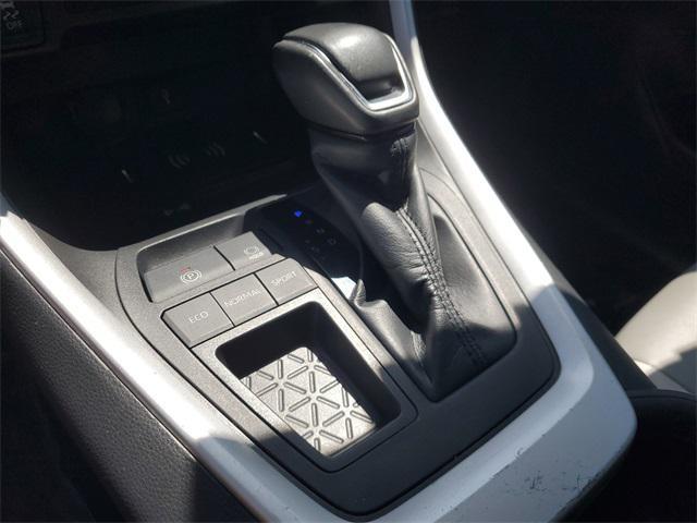 Photo of 2022 Silver Sky Metallic Toyota RAV4