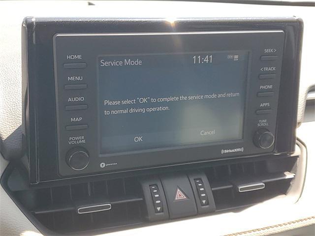 Photo of 2022 Silver Sky Metallic Toyota RAV4