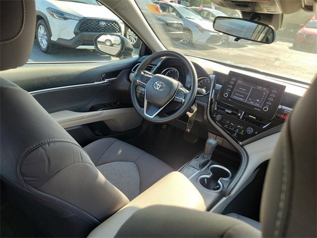 Photo of 2023 Gray Toyota Camry
