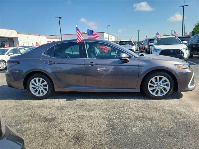 Photo of 2023 Gray Toyota Camry