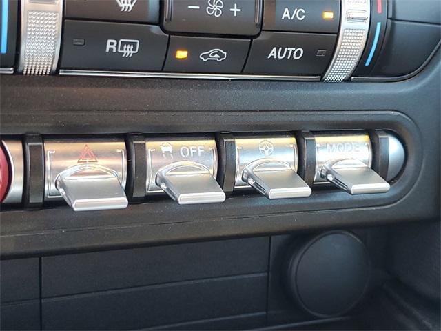 Photo of 2021 Oxford White Ford Mustang