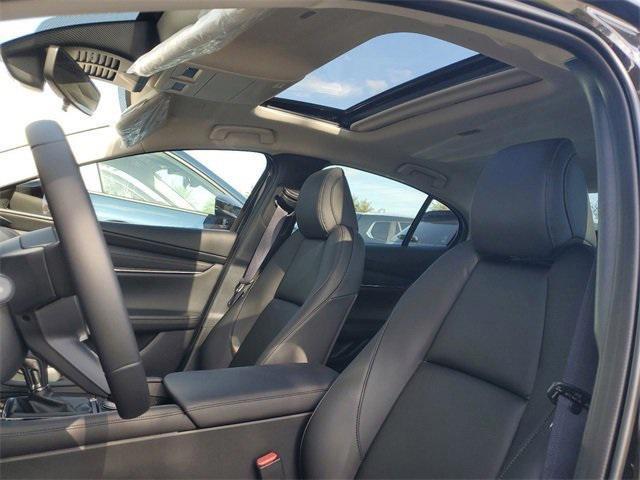 Photo of 2025 Jet Black Mazda Mazda3