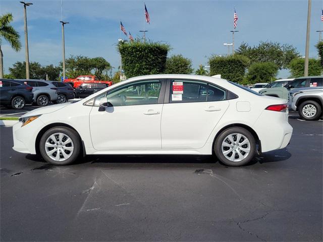Photo of 2025 Ice Cap Toyota Corolla