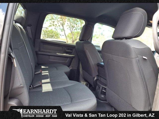 Photo of 2025 Diamond Black Crystal Pearlcoat RAM 2500