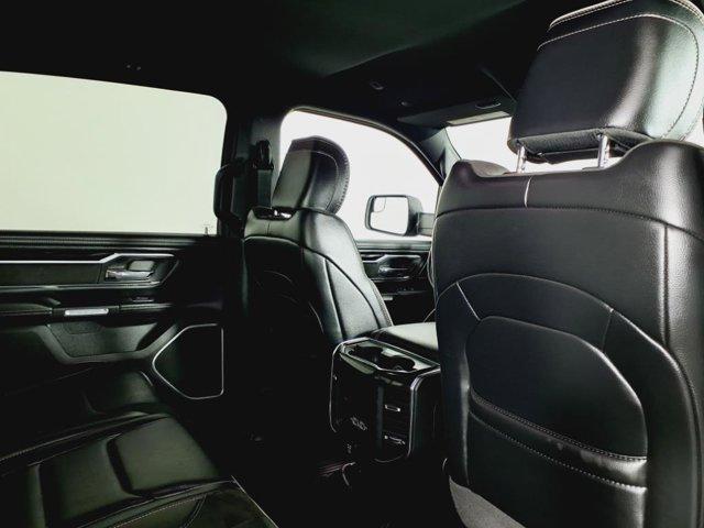 Photo of 2022 Diamond Black Crystal Pearlcoat RAM 1500