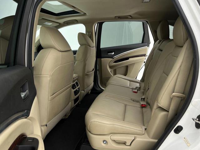 Photo of 2016 White Diamond Pearl Acura MDX