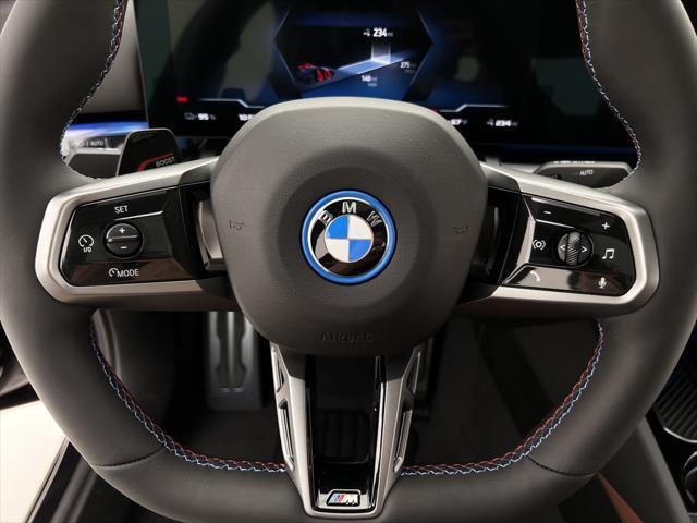 Photo of 2025 Carbon Black Metallic BMW i5