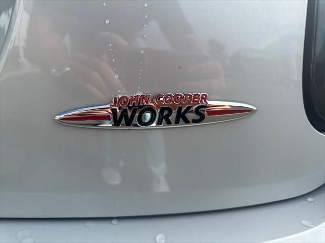 Photo of 2022 White Silver Metallic MINI Hardtop