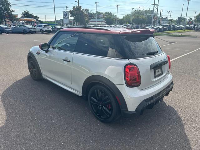 Photo of 2022 White Silver Metallic MINI Hardtop