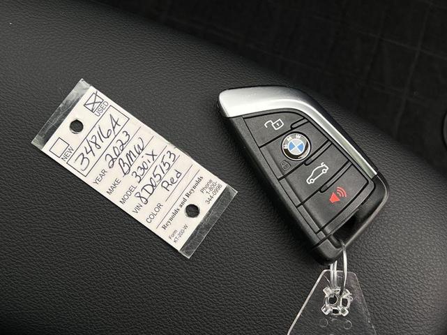 Photo of 2023 Melbourne Red Metallic BMW 330