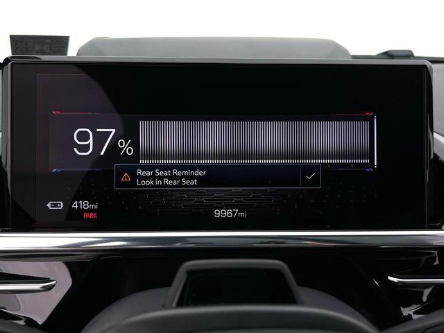 Photo of 2025 Summit White GMC Sierra EV