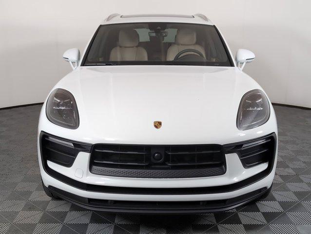 Photo of 2025 White Porsche Macan
