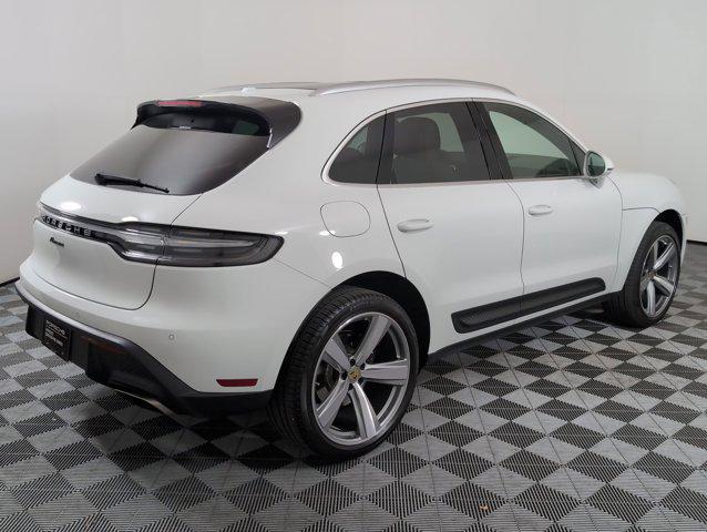 Photo of 2025 White Porsche Macan