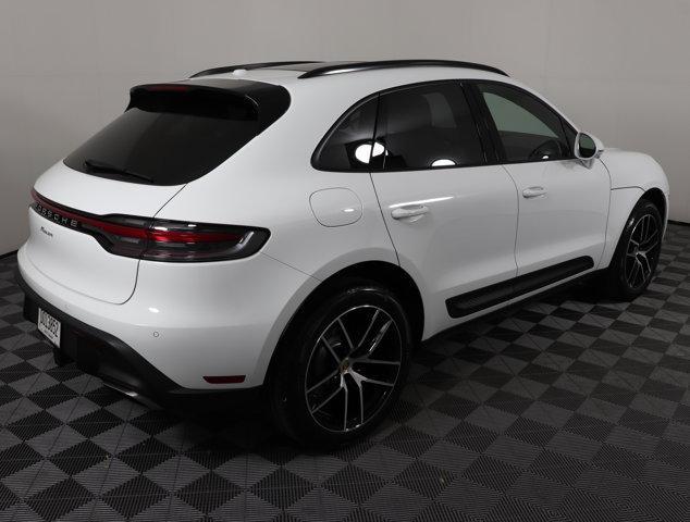 Photo of 2025 White Porsche Macan