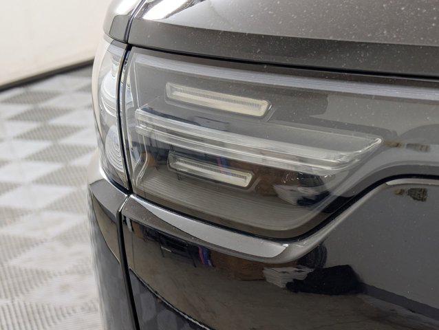 Photo of 2023 Black Porsche Cayenne