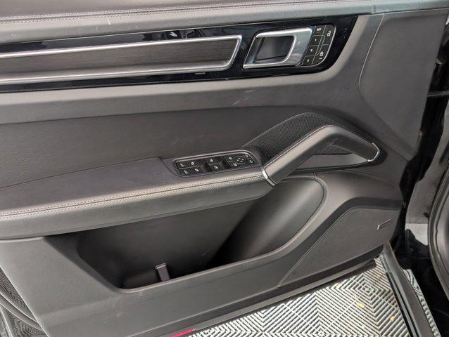 Photo of 2023 Black Porsche Cayenne