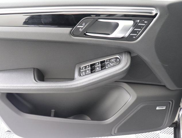 Photo of 2025 Chalk Porsche Macan