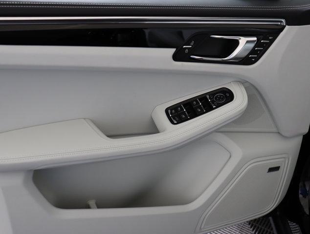 Photo of 2025 Black Porsche Macan