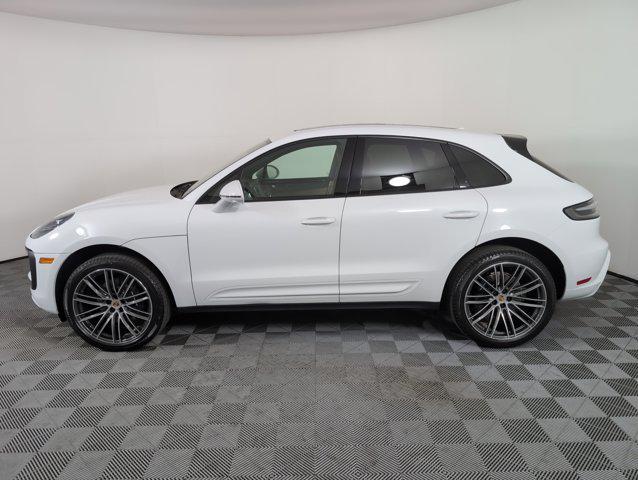 Photo of 2025 Carrara White Metallic Porsche Macan