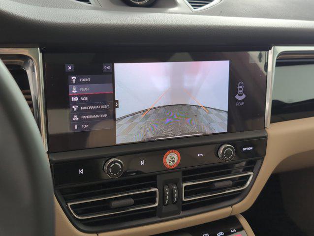 Photo of 2025 White Porsche Macan