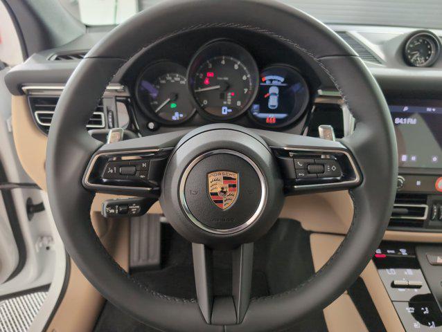 Photo of 2025 White Porsche Macan
