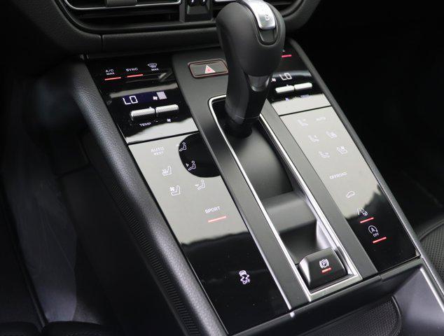 Photo of 2025 Black Porsche Macan