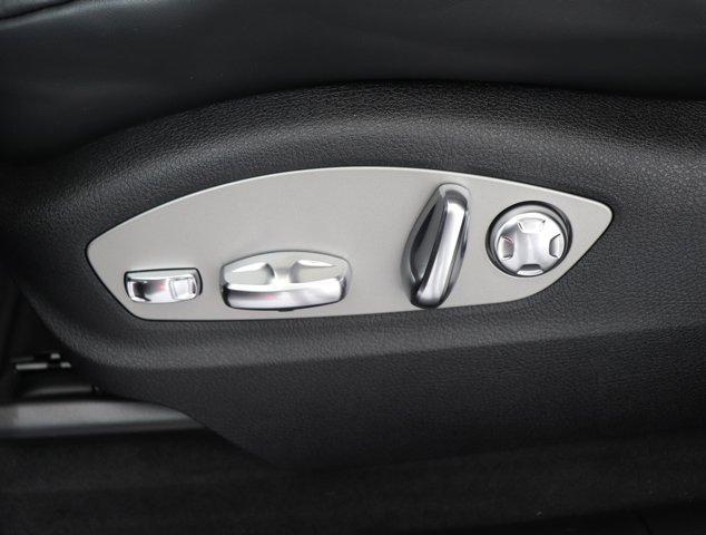 Photo of 2025 Black Porsche Macan