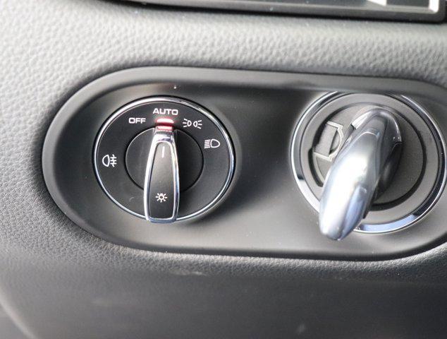 Photo of 2025 Black Porsche Macan