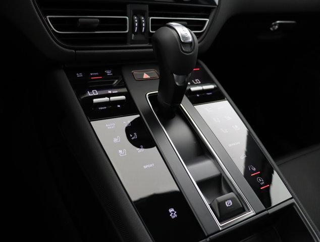Photo of 2025 Black Porsche Macan