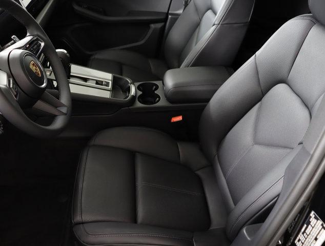 Photo of 2025 Black Porsche Macan