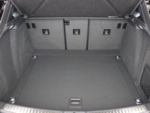 Photo of 2025 Black Porsche Macan