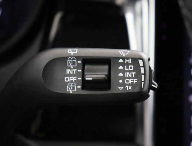 Photo of 2025 Black Porsche Macan