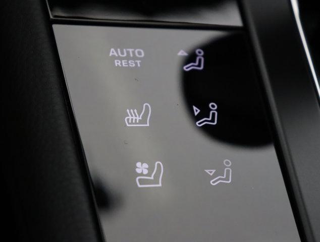 Photo of 2025 Black Porsche Macan