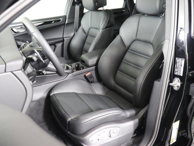 Photo of 2025 Black Porsche Macan