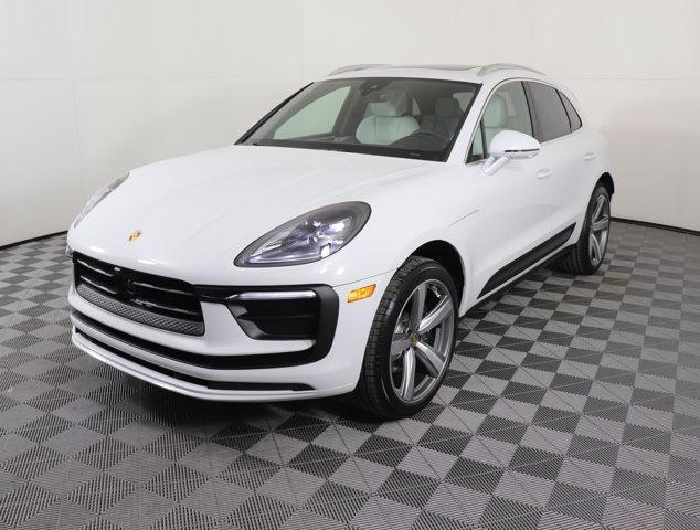 Photo of 2025 Carrara White Metallic Porsche Macan