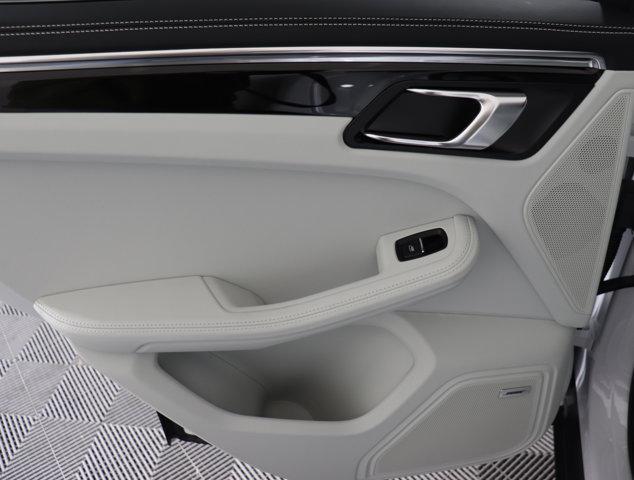 Photo of 2025 Carrara White Metallic Porsche Macan
