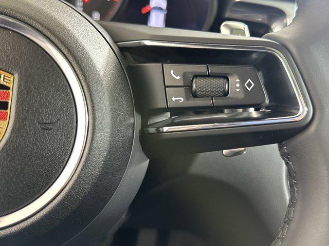 Photo of 2025 Dolomite Silver Metallic Porsche Macan