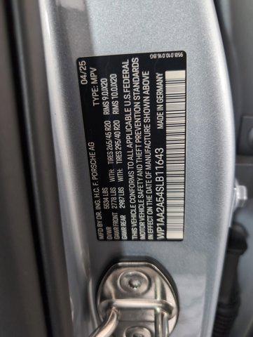 Photo of 2025 Dolomite Silver Metallic Porsche Macan