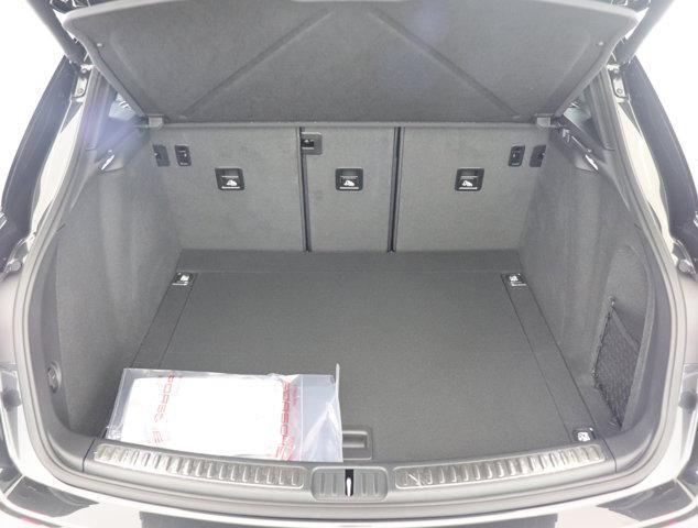Photo of 2025 Volcano Grey Metallic Porsche Macan