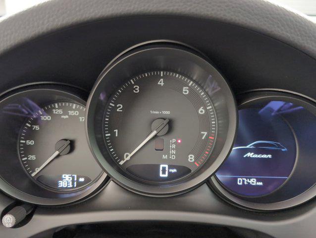 Photo of 2025 Volcano Grey Metallic Porsche Macan