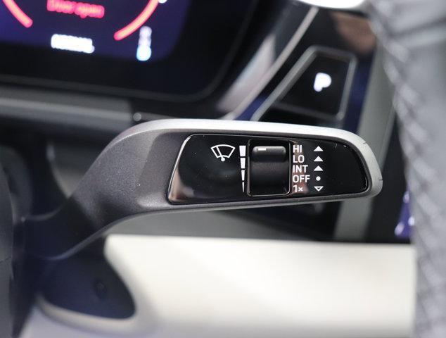 Photo of 2025 Copper Ruby Metallic Porsche Macan